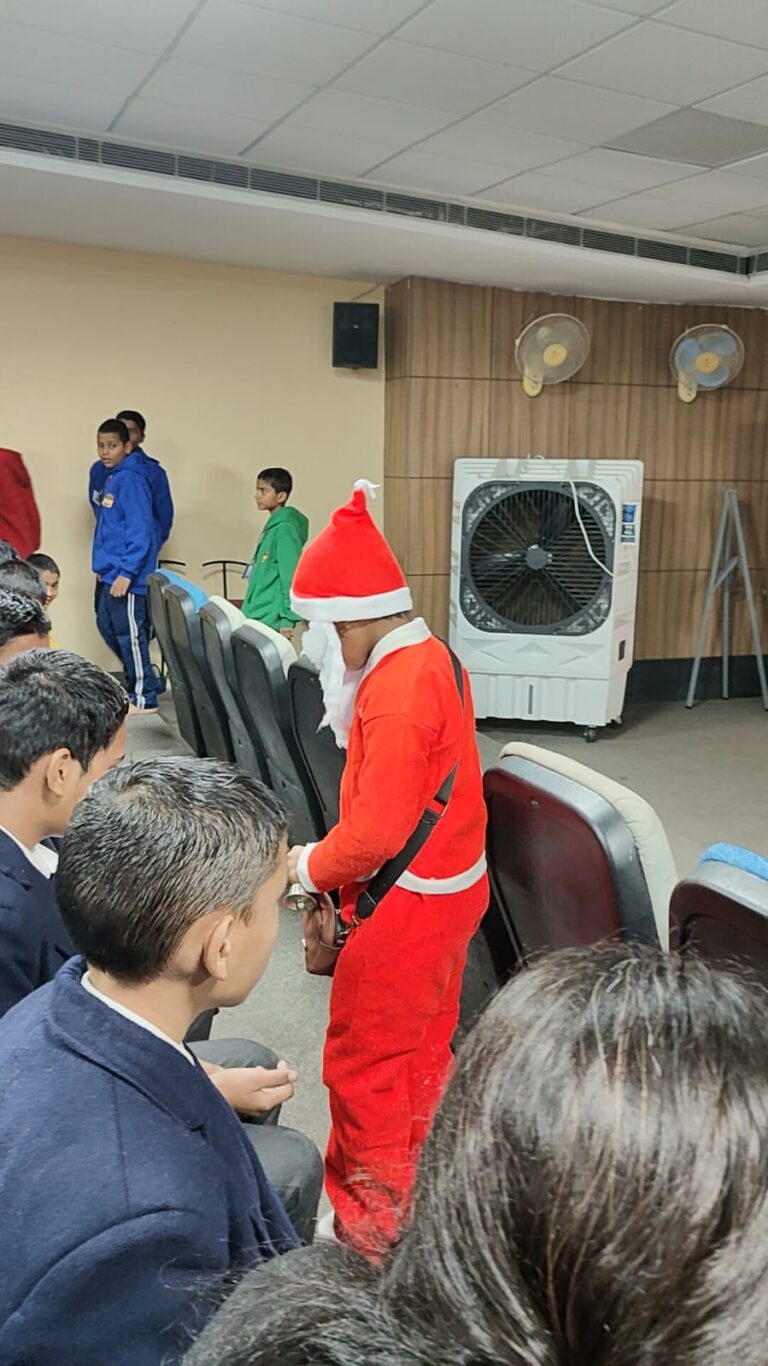 School Christmas event