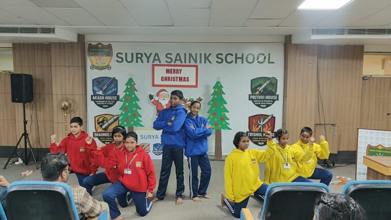 School Christmas event